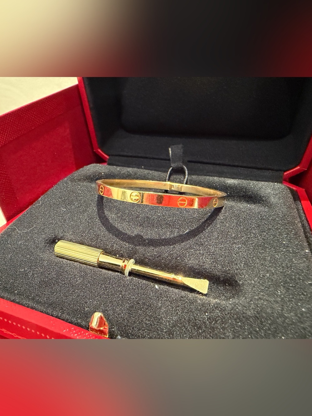 CARTIER LOVE BRACELET — small model - Picture 4 of 14